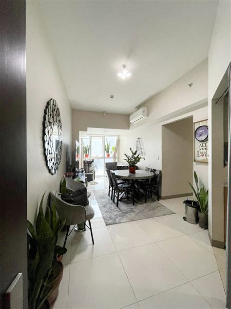 The Uptown Place Condominium 3BR For Sale .